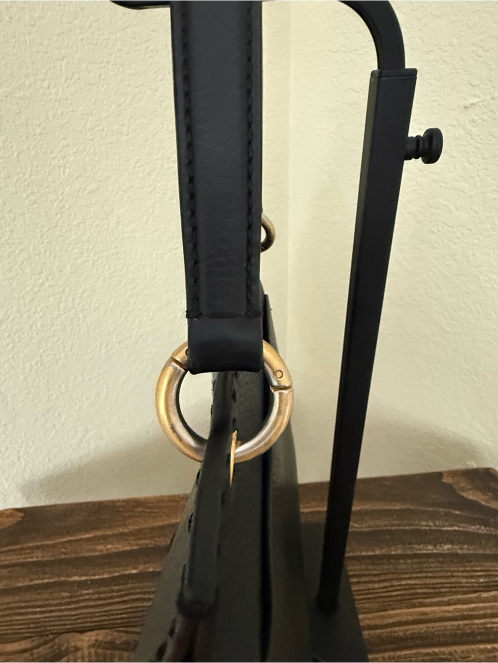 Tory Burch McGraw Dual Strap Satchel / Crossbody – Black Pebbled Leather - Picture 8 of 15